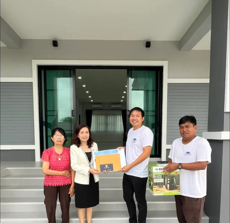 ผลงานสร้างบ้าน AP Modern Home บ้านเดี่ยว หมู่บ้านโฮมแลนด์ จ.เพชรบูรณ์